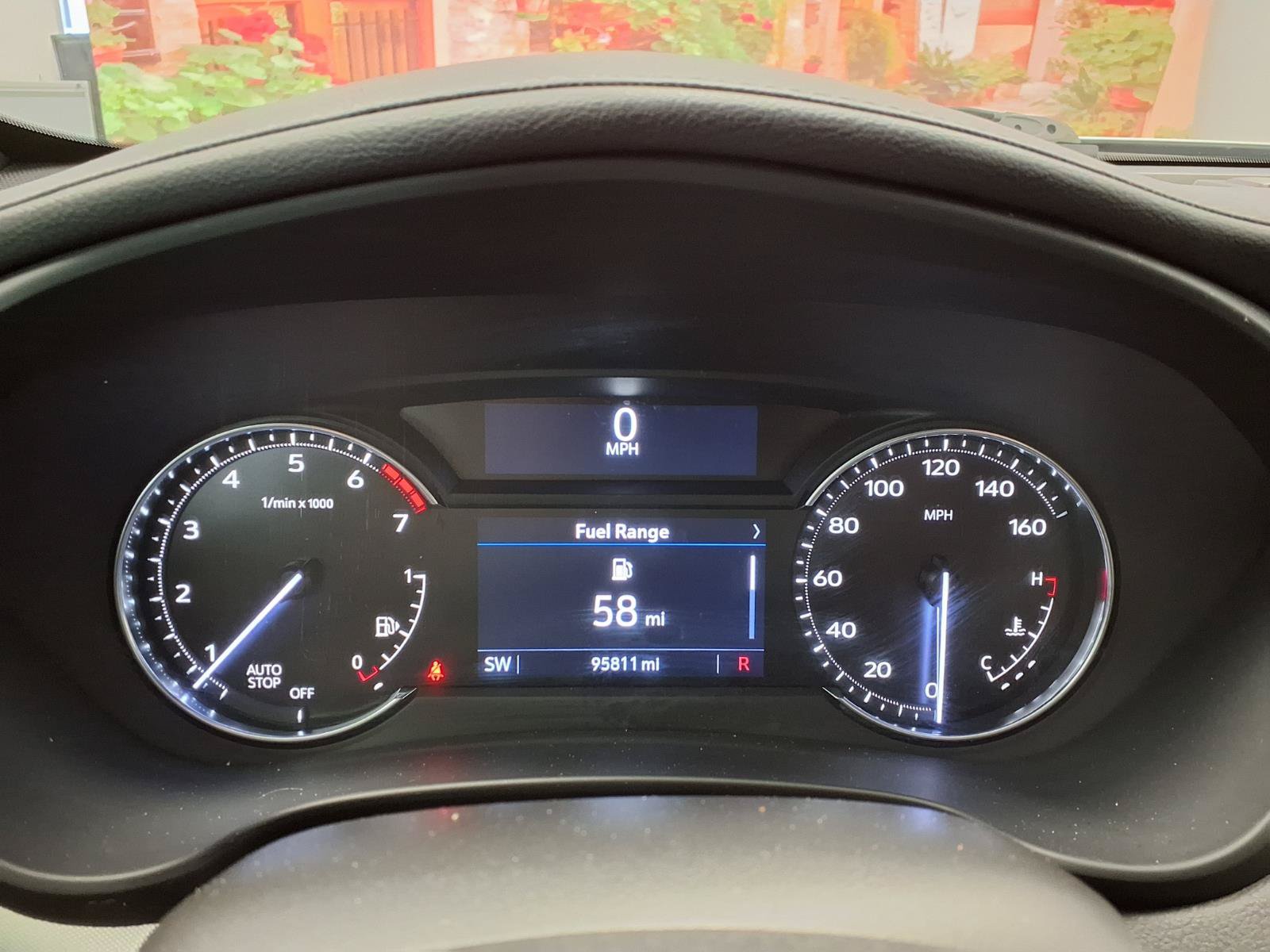 Used 2021 Cadillac XT4 Premium Luxury FWD image 28