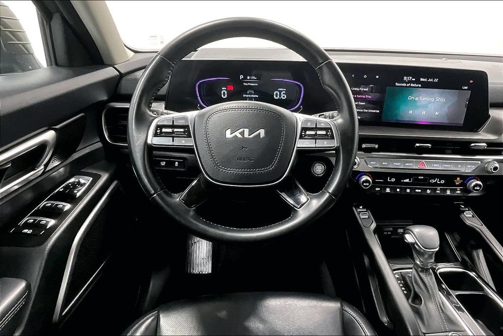 Used 2025 Kia Telluride S FWD image 6