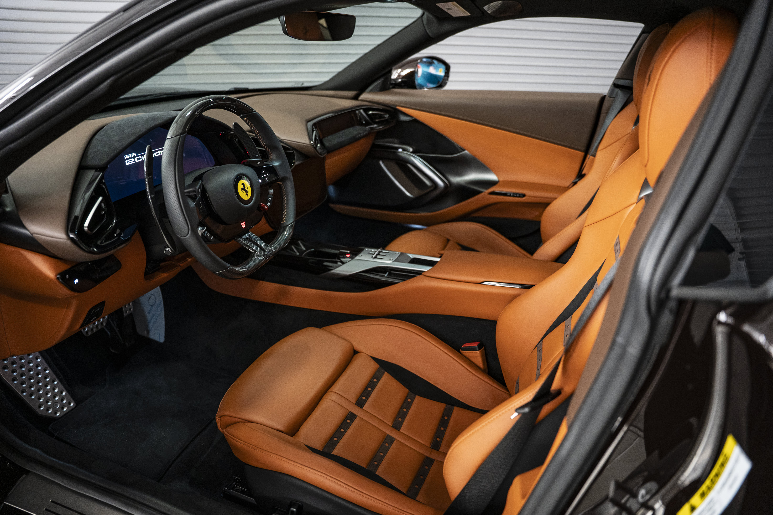 Used 2025 Ferrari 12Cilindri RWD image 27