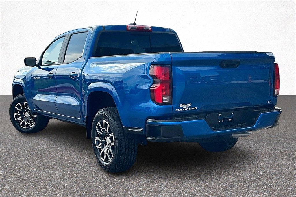 Used 2024 Chevrolet Colorado LT w/ LT Convenience Package III image 5