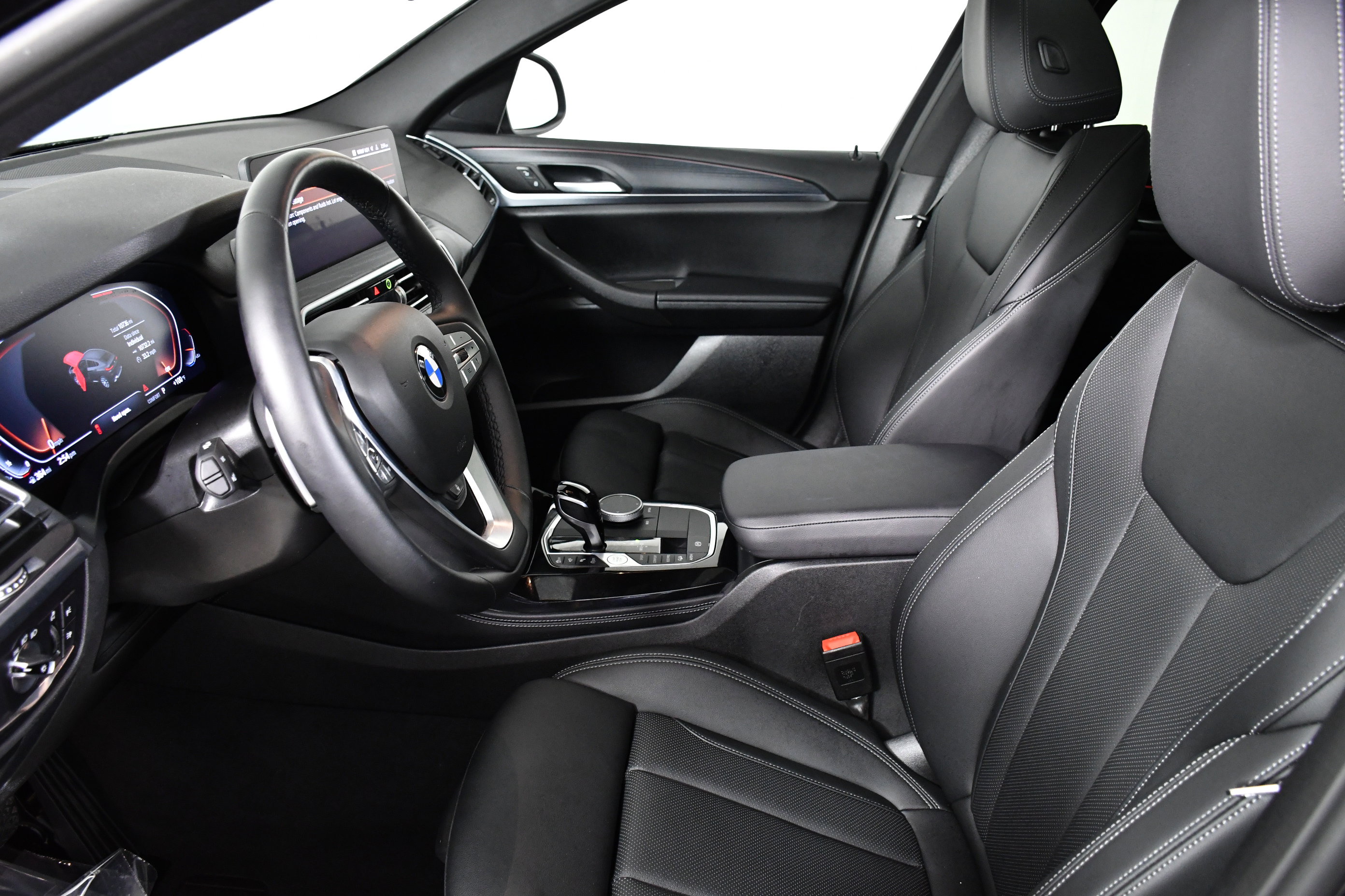 Used 2025 BMW X4 xDrive30i image 20