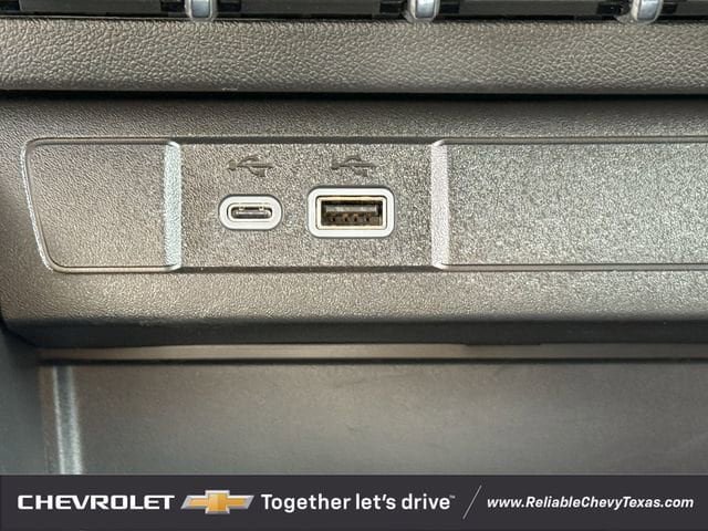 Used 2024 Chevrolet Colorado ZR2 w/ ZR2 Convenience Package III AWD/4WD image 22
