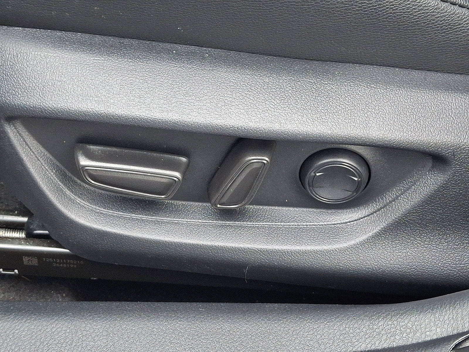 Used 2025 Toyota Camry SE image 26