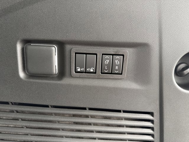 New 2026 Chevrolet Suburban LT w/ Comfort Package image 35