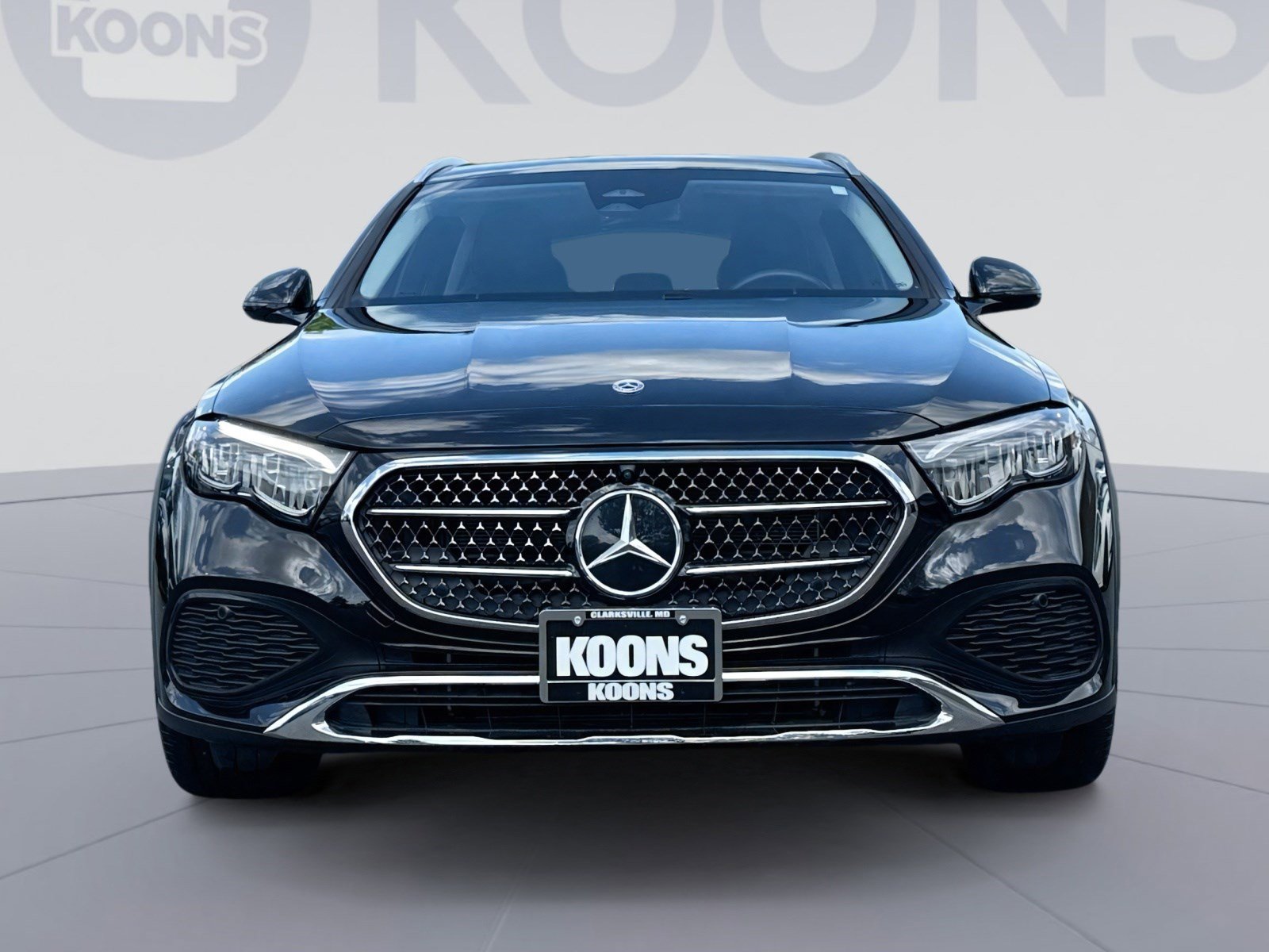 Used 2025 Mercedes-Benz E 450 4MATIC All-Terrain Wagon image 11