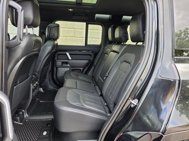 Used 2022 Land Rover Defender 110 X-Dynamic HSE AWD/4WD image 28