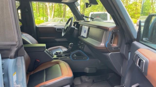 Used 2023 Ford Bronco Outer Banks w/ Sasquatch Package image 11
