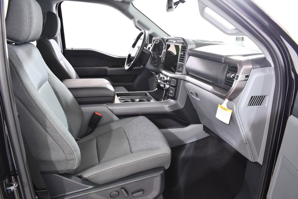 New 2026 Ford F150 XLT w/ Equipment Group 302A MID image 10