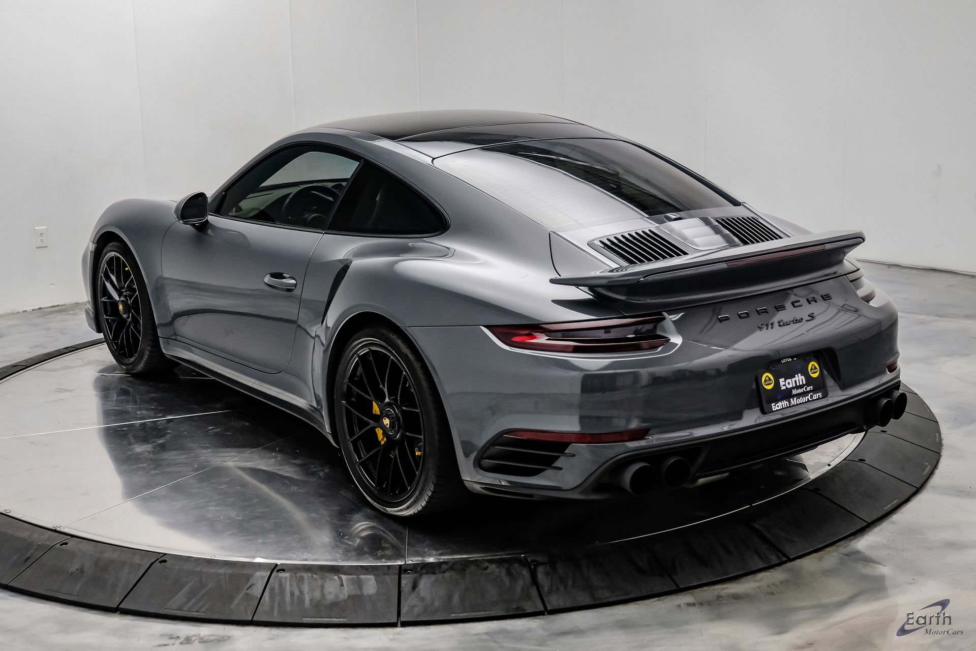 Used 2017 Porsche 911 Turbo S AWD/4WD image 14