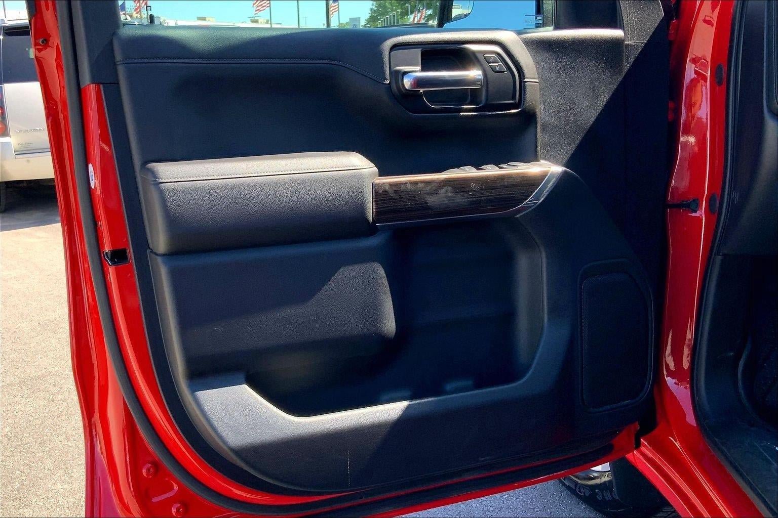 Used 2021 Chevrolet Silverado 1500 LT w/ LPO, Liner Protection Package AWD/4WD image 23