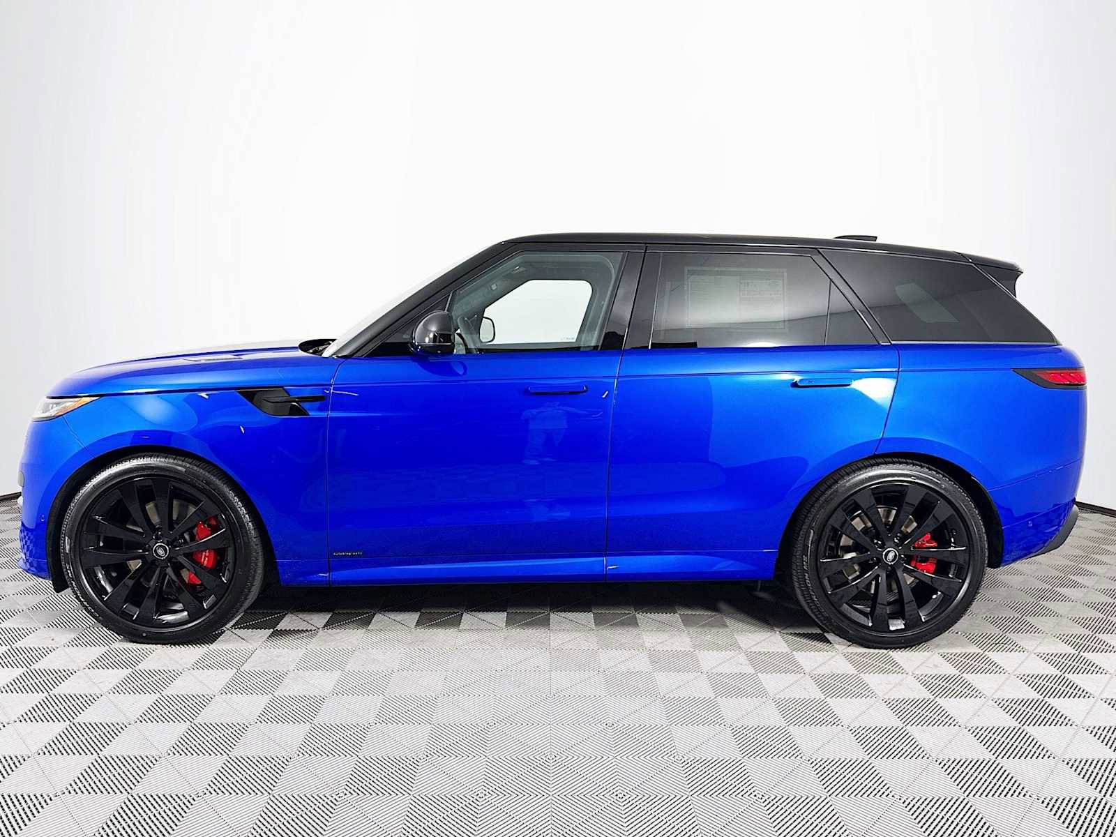 New 2025 Land Rover Range Rover Sport Autobiography image 8