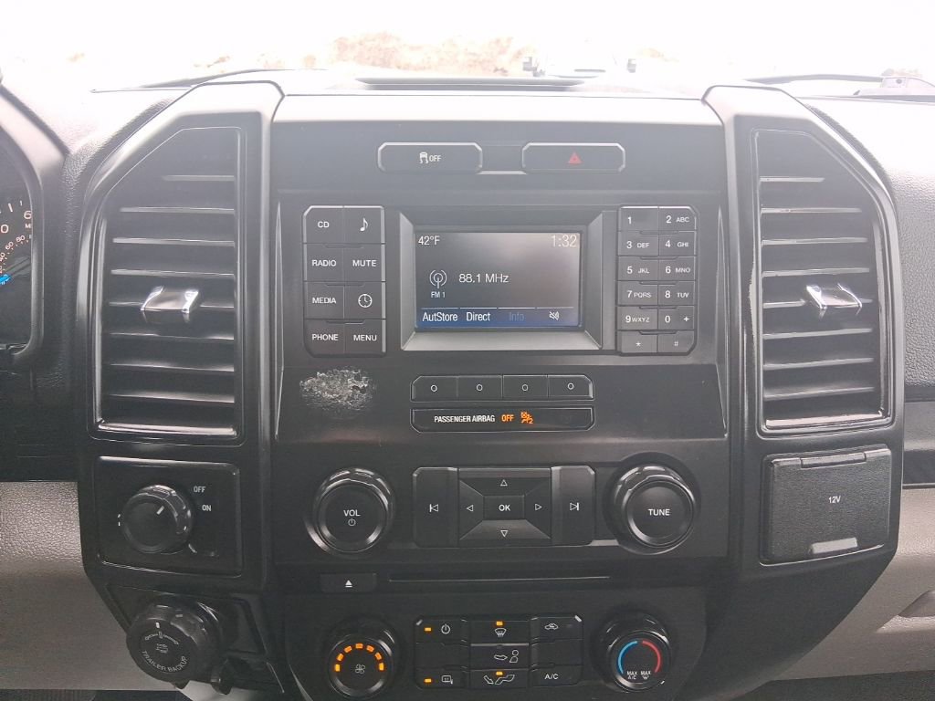 Used 2017 Ford F150 XL w/ Equipment Group 101A Mid RWD image 19