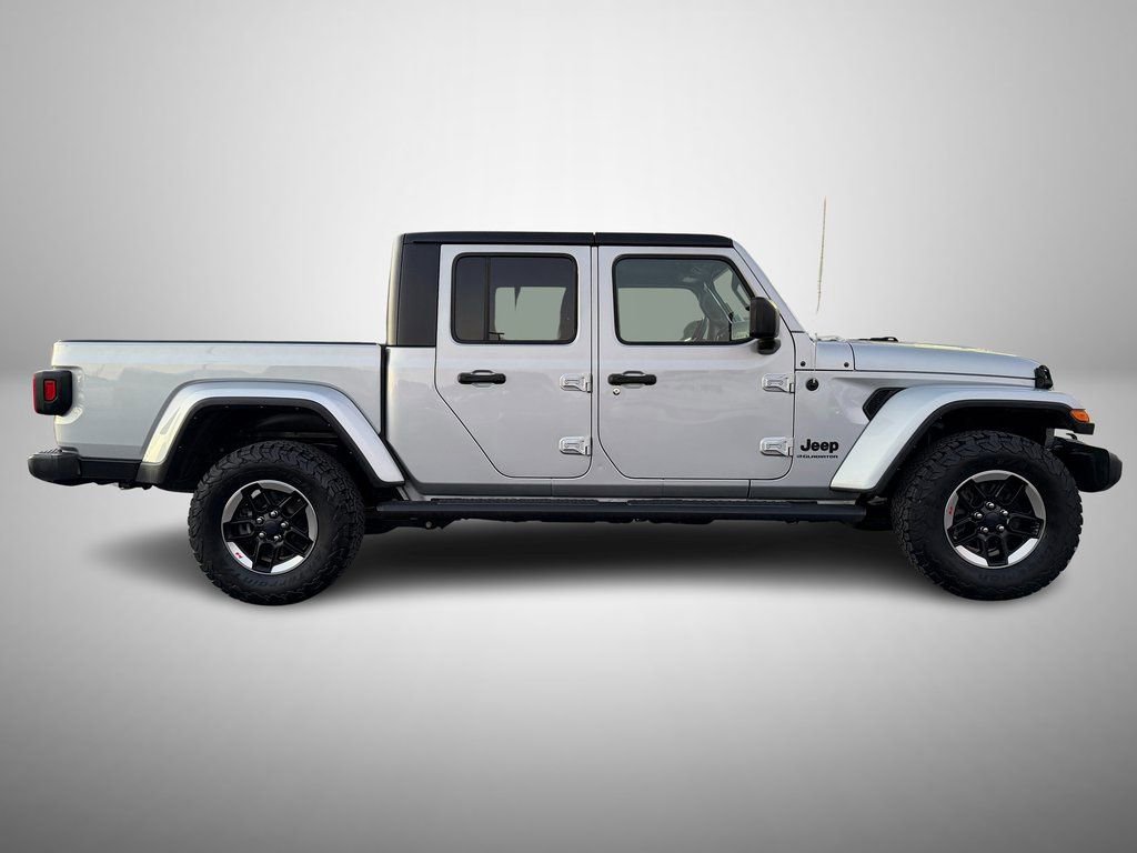 Used 2023 Jeep Gladiator Sport image 5