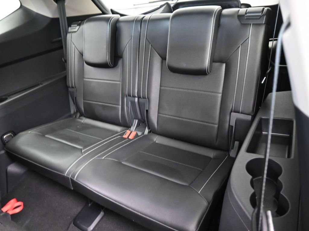 Used 2021 Volkswagen Atlas SE image 32