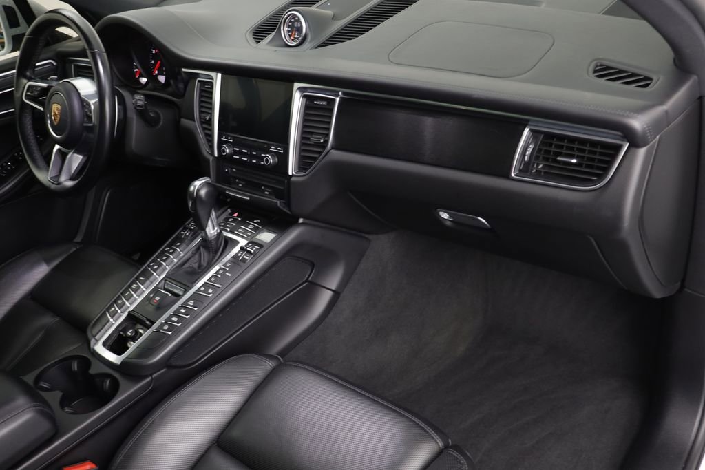 Used 2018 Porsche Macan GTS image 20