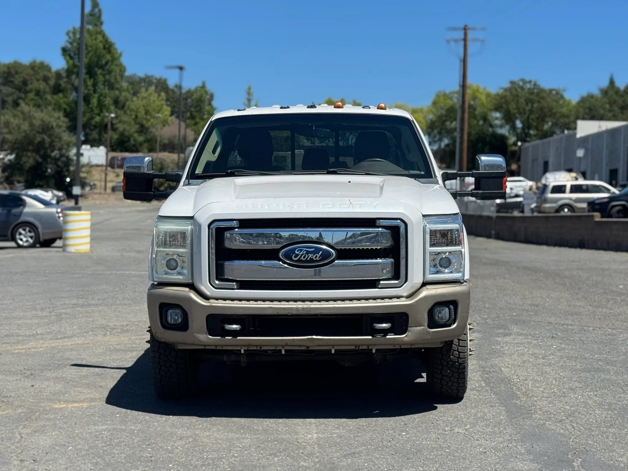 Used 2011 Ford F350 King Ranch w/ King Ranch w/Chrome Pkg AWD/4WD image 2