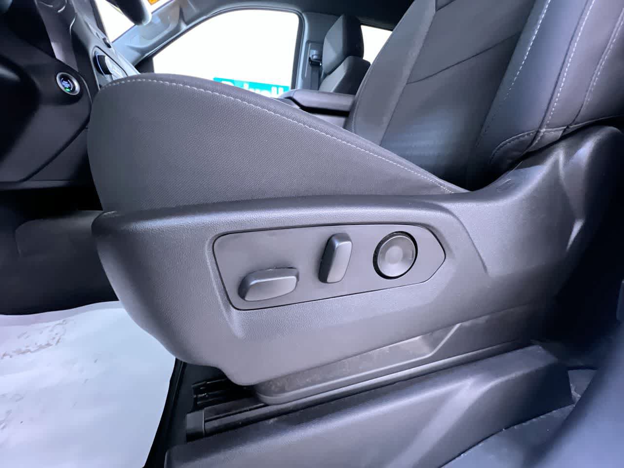 Used 2023 Chevrolet Silverado 1500 Custom AWD/4WD image 13