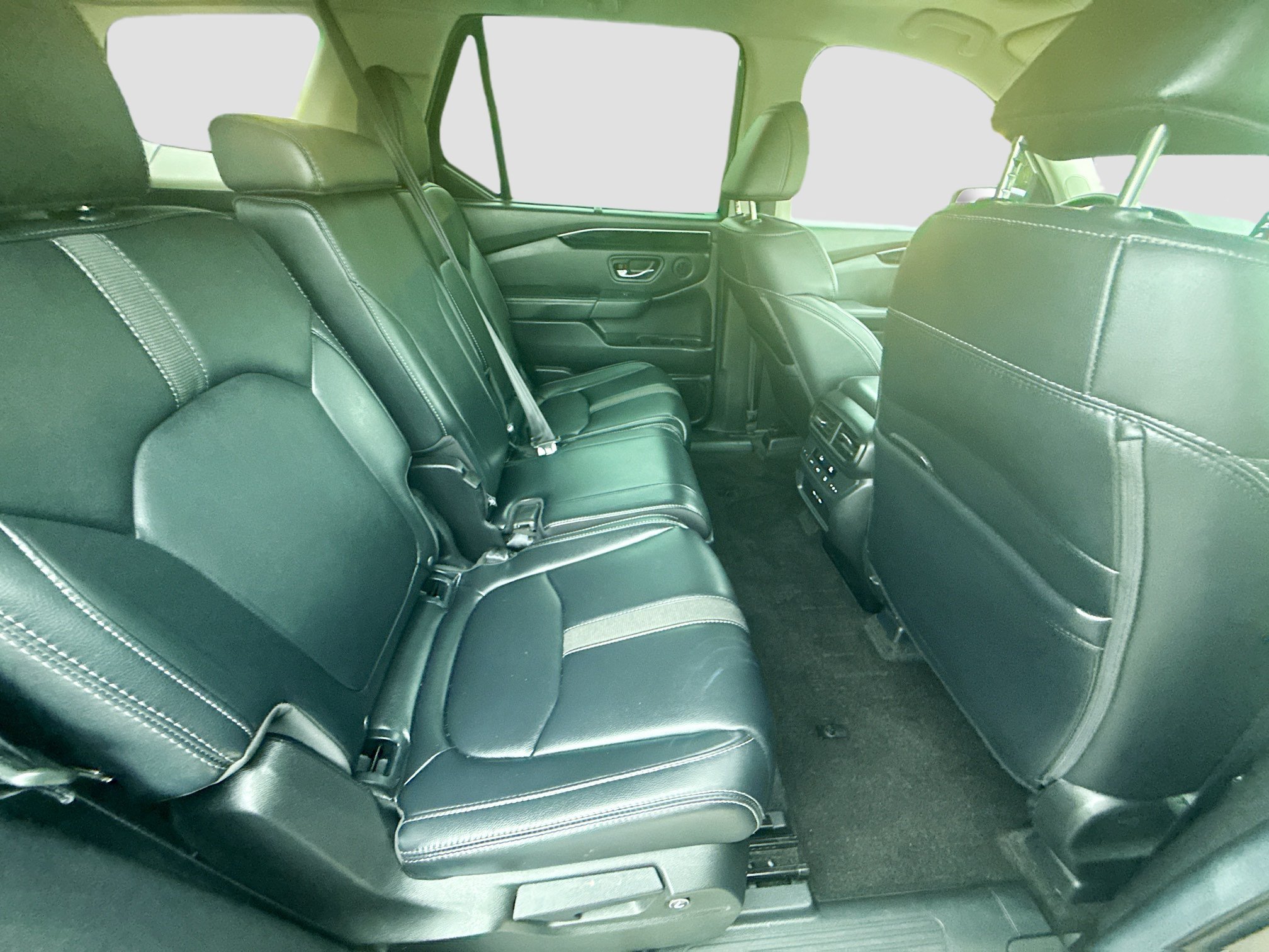 Certified 2025 Honda Pilot Touring image 29
