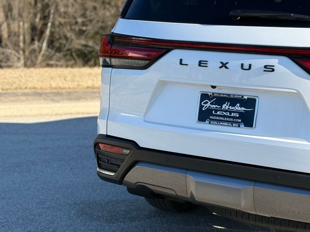New 2026 Lexus LX 700h Luxury image 13