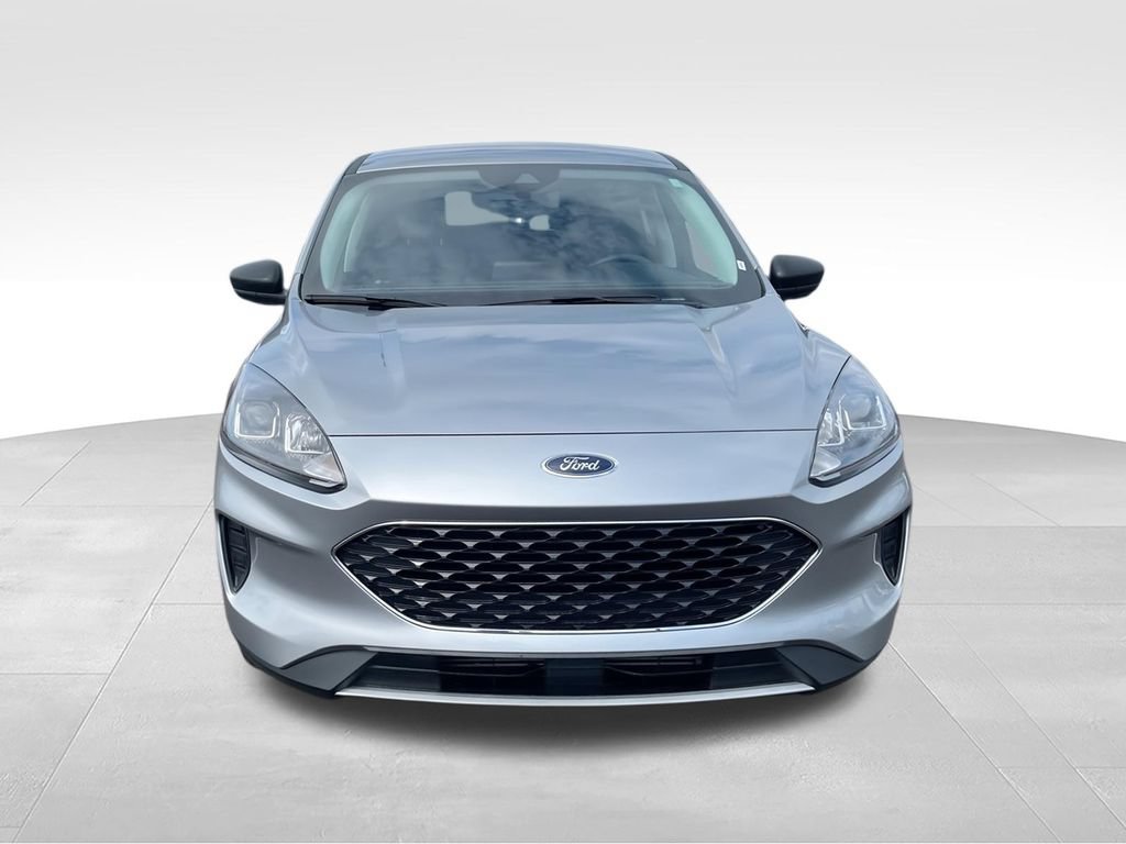 Used 2022 Ford Escape SE FWD image 3