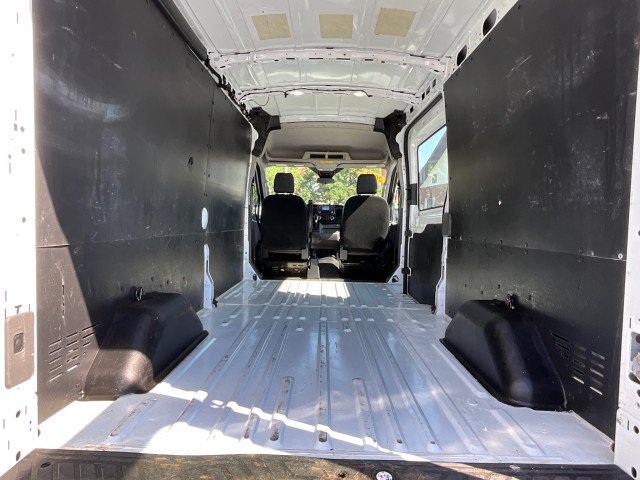 Used 2020 Ford Transit 250 Medium Roof w/ Load Area Protection Package RWD image 25