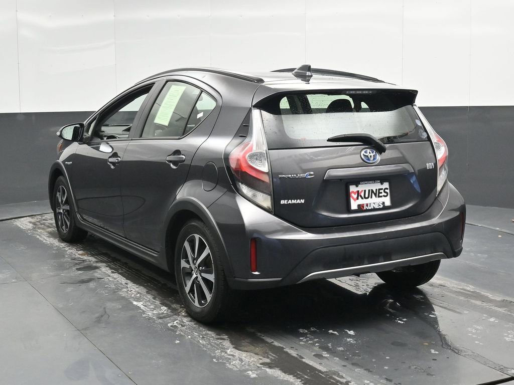 Used 2018 Toyota Prius C Two w/ Carpet Mat Package image 9