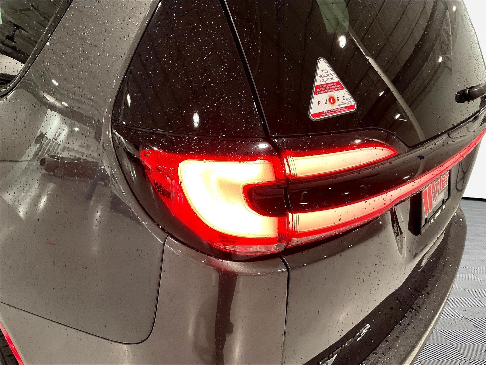 Used 2022 Chrysler Pacifica Limited w/ Uconnect Theater Family Group AWD/4WD image 21