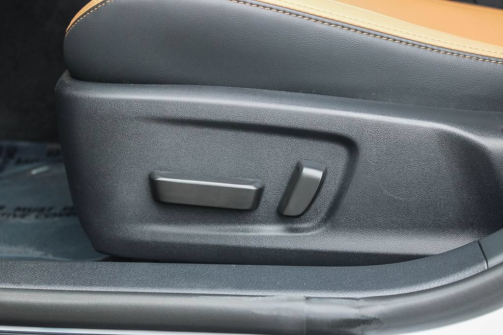 Used 2026 Lexus IS 350 F Sport RWD image 21