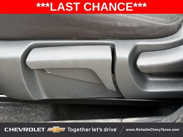 Used 2023 Nissan Rogue S FWD image 30