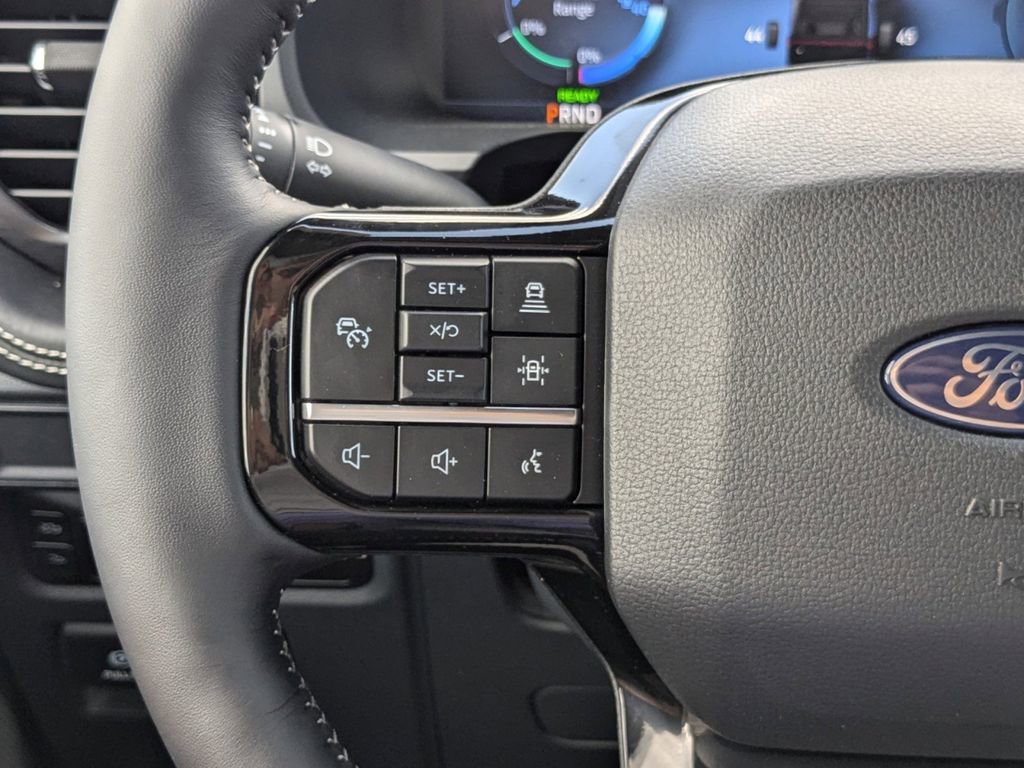 New 2025 Ford F150 Lightning Platinum image 30