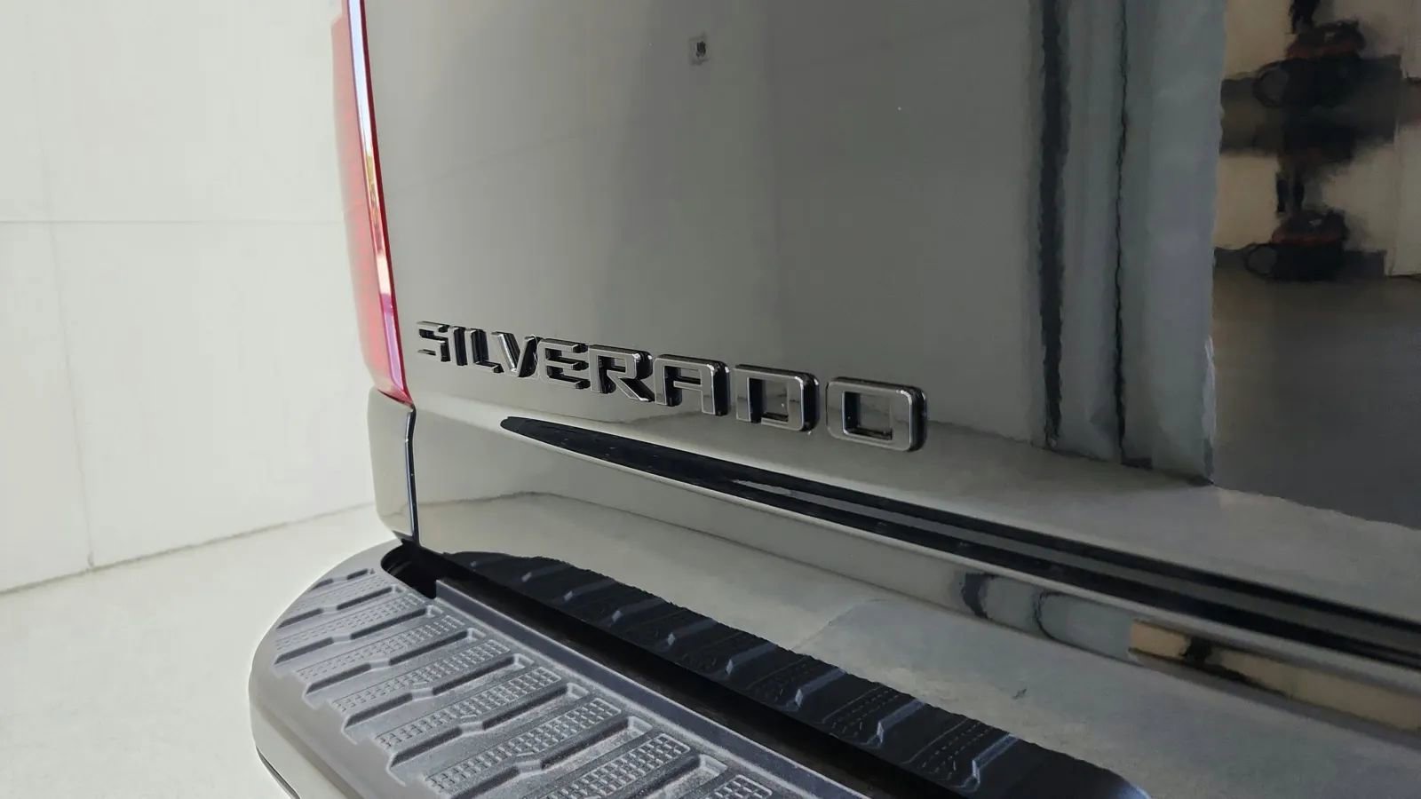 Used 2024 Chevrolet Silverado 2500 Custom w/ Custom Convenience Package image 40