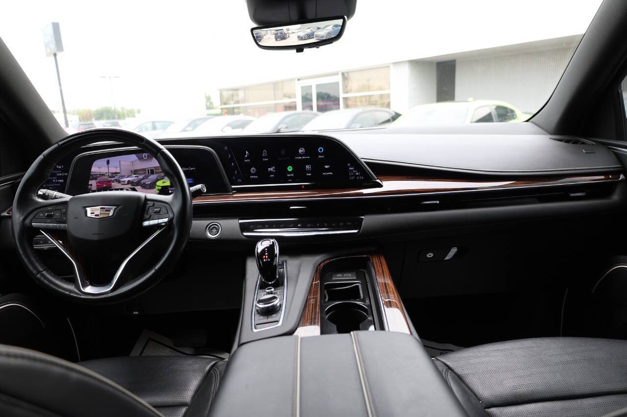 Used 2023 Cadillac Escalade ESV Premium Luxury AWD/4WD image 14