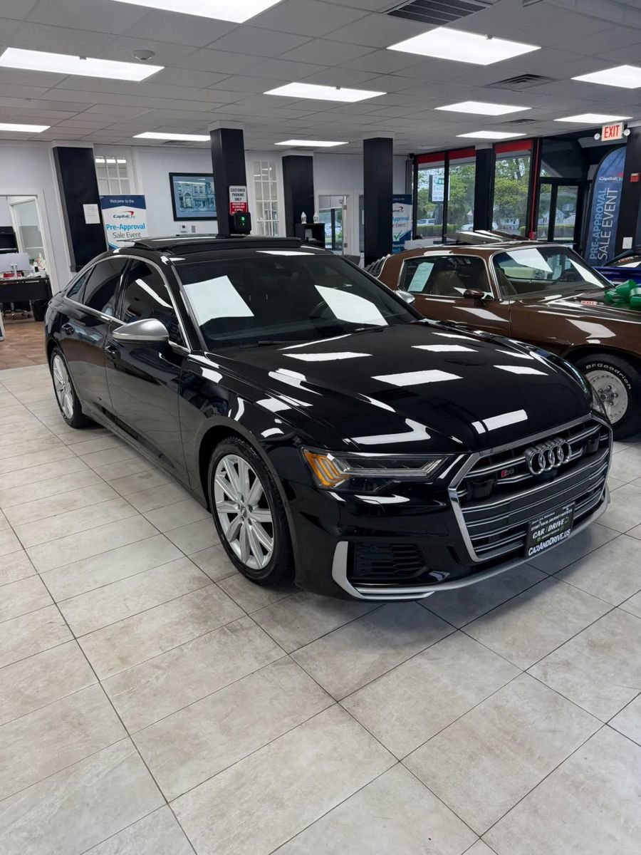 Used 2020 Audi S6 Prestige w/ Prestige Package AWD/4WD image 3
