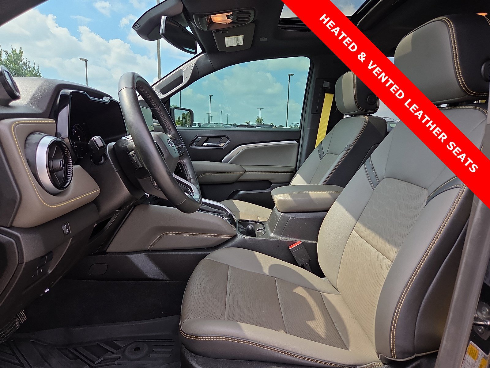 Used 2024 Chevrolet Colorado ZR2 w/ ZR2 Convenience Package III AWD/4WD image 15