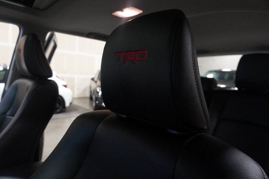 Used 2018 Toyota 4Runner TRD Off-Road Premium AWD/4WD image 16