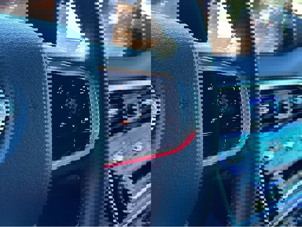 New 2026 Nissan Armada SL image 21