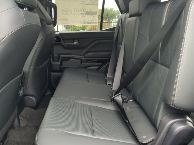 New 2026 Toyota 4Runner Limited AWD/4WD image 14