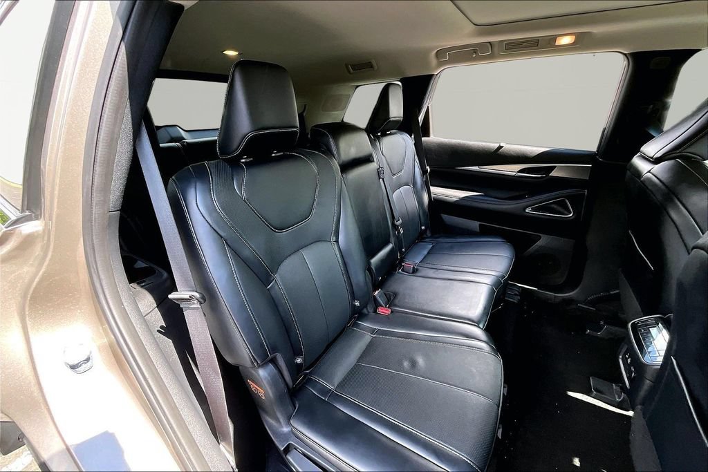 Used 2023 INFINITI QX60 Luxe w/ Performance Audio Package AWD/4WD image 20