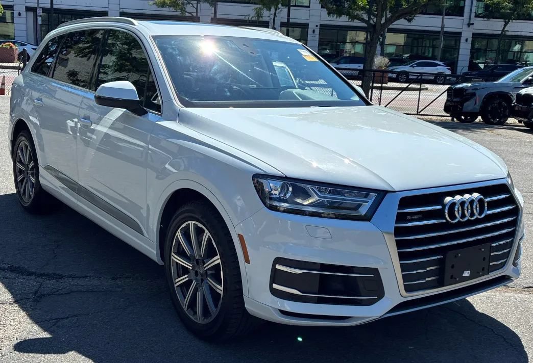 Used 2018 Audi Q7 3.0T Premium Plus AWD/4WD image 7