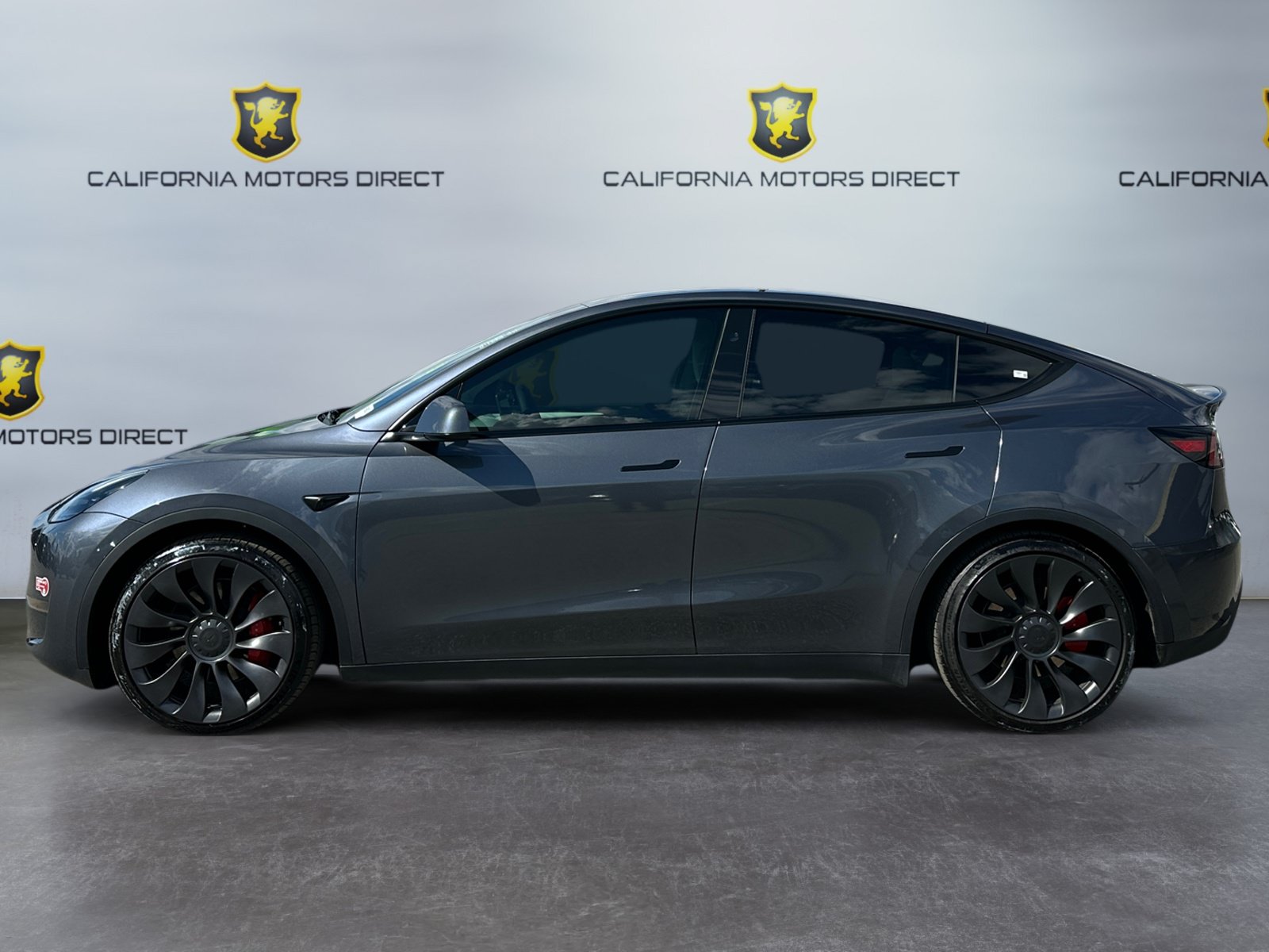 Used 2023 Tesla Model Y Performance AWD/4WD image 2