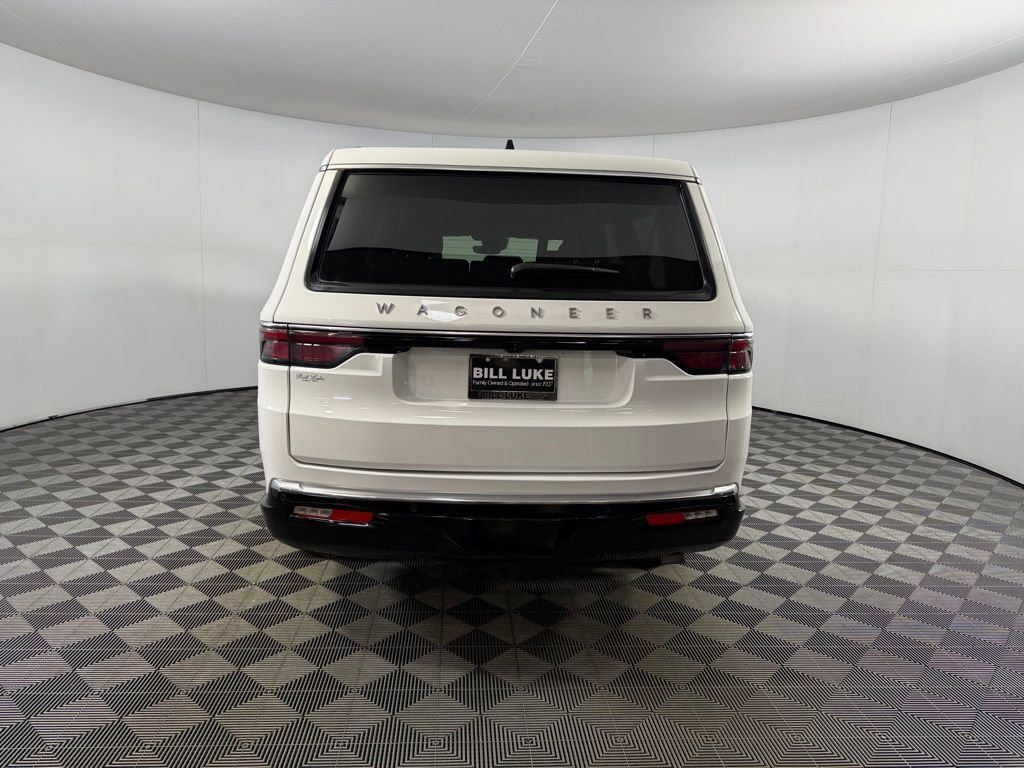 Certified 2025 Jeep Wagoneer L 4WD image 8