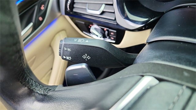 Used 2021 BMW 530i w/ Premium Package image 41