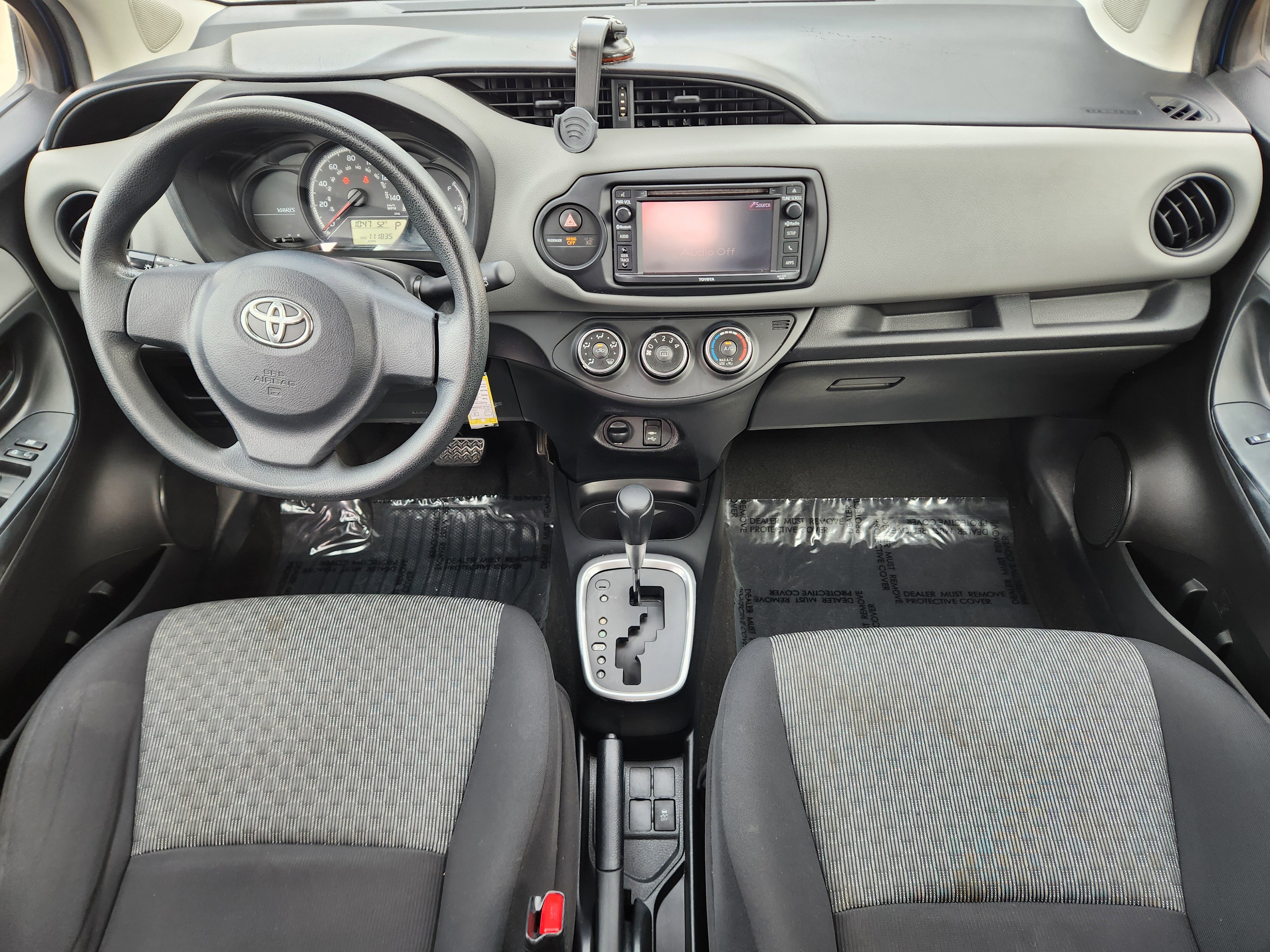 Used 2016 Toyota Yaris L image 33