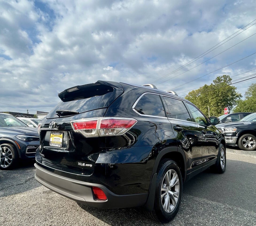 Used 2014 Toyota Highlander XLE AWD/4WD image 5