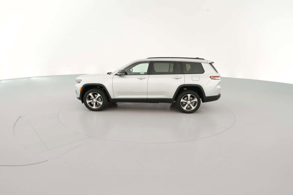 New 2025 Jeep Grand Cherokee L Limited image 6