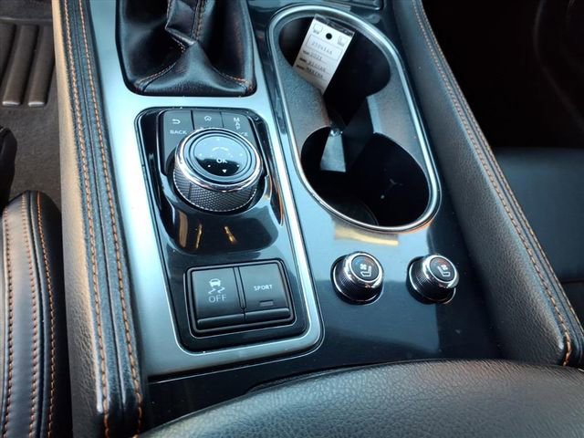 Used 2021 Nissan Maxima SR w/ Sport Mat Group FWD image 14