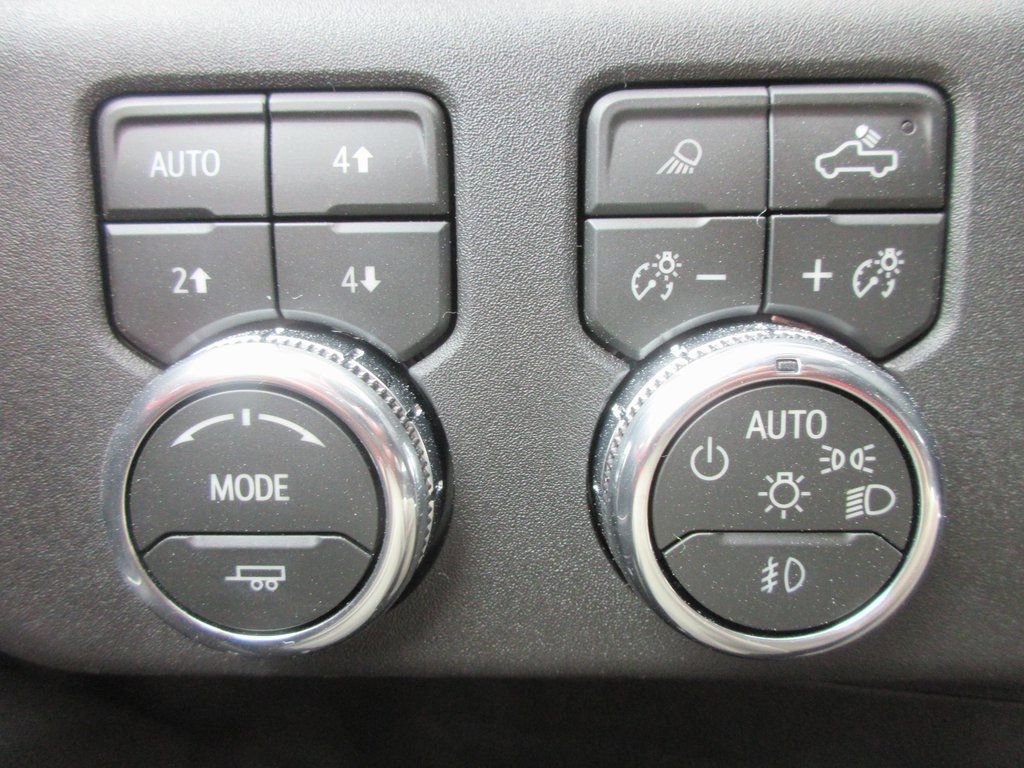 New 2026 GMC Sierra 3500 SLT image 15