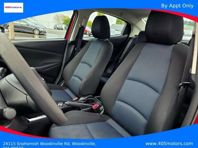 Used 2019 Toyota Yaris LE image 26