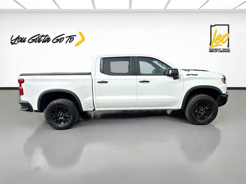 Used 2023 Chevrolet Silverado 1500 ZR2 w/ Technology Package AWD/4WD image 4