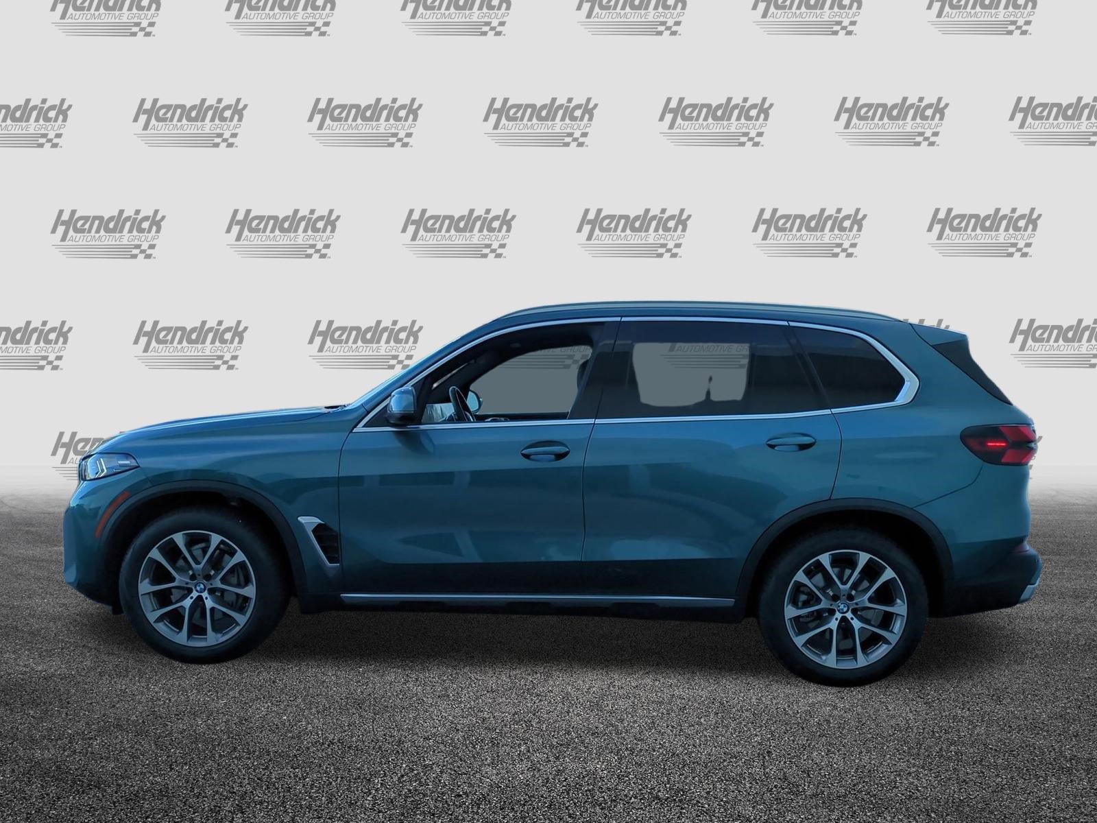 Used 2026 BMW X5 sDrive40i image 7